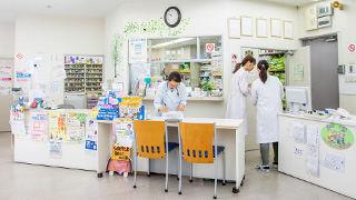 天心堂薬局の写真2